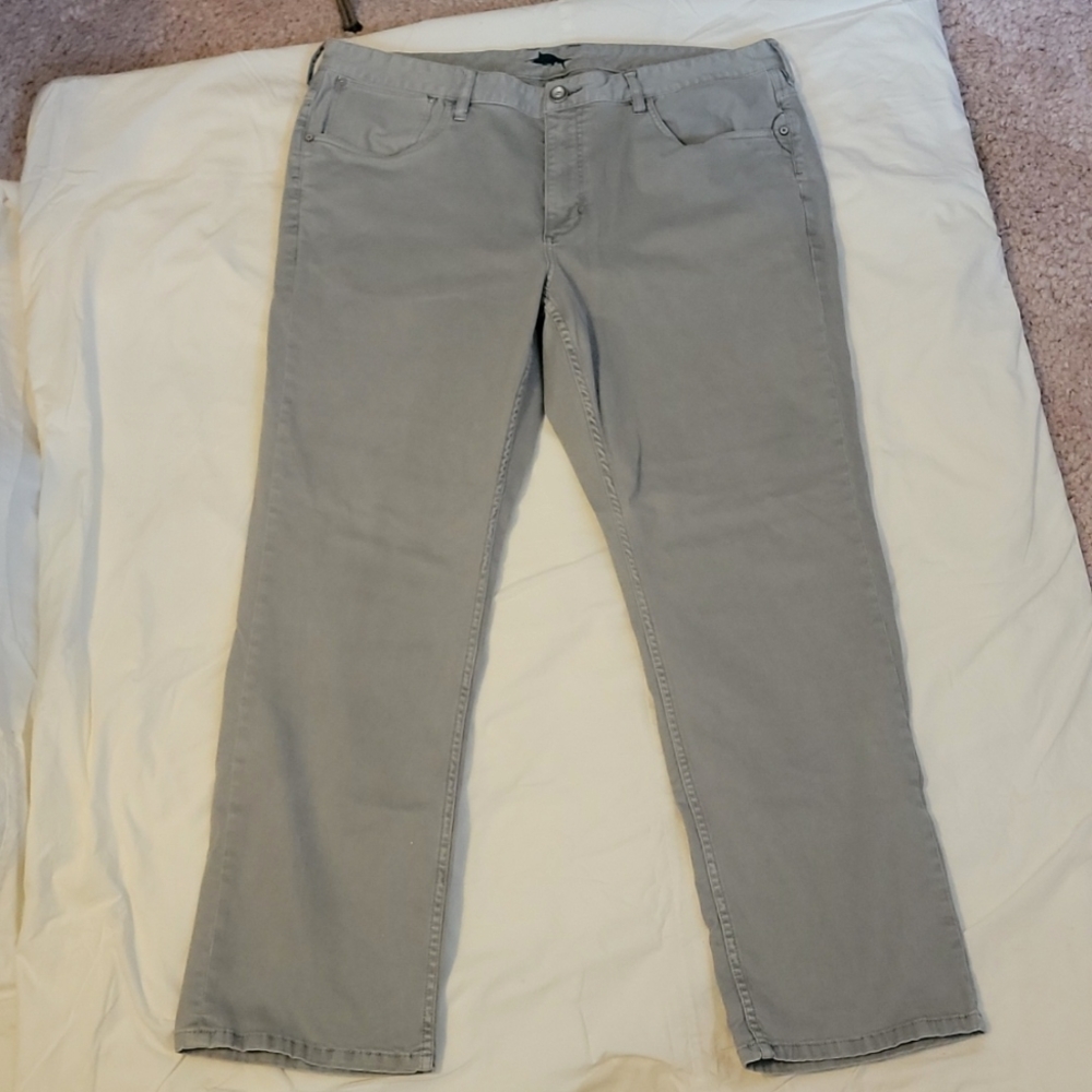 Tommy Bahama Men's Casual Dress Pants Soft demim Jeans light gray 38/32